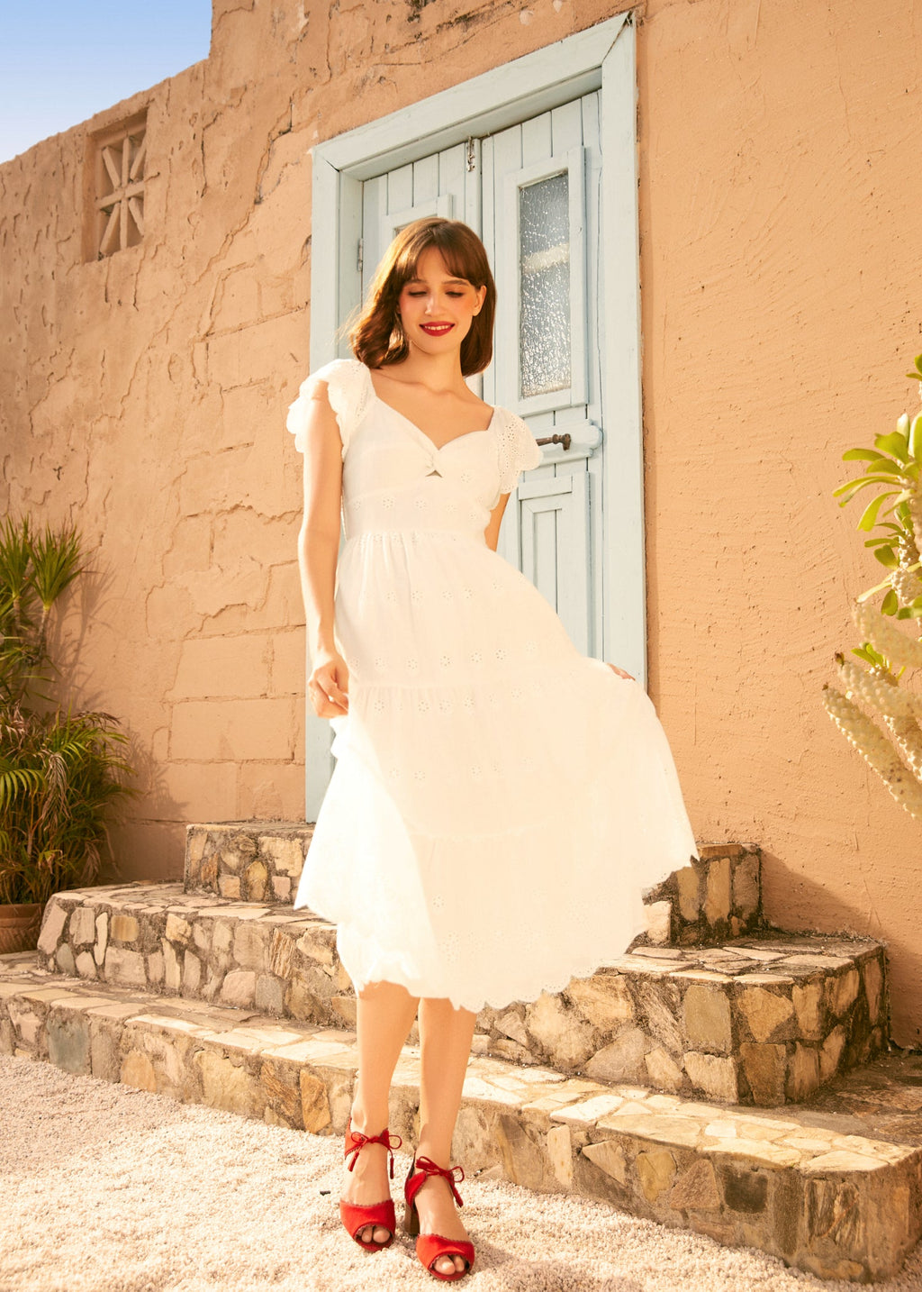 Sweetheart Soir¨¦e Twist-Front Midi Dress